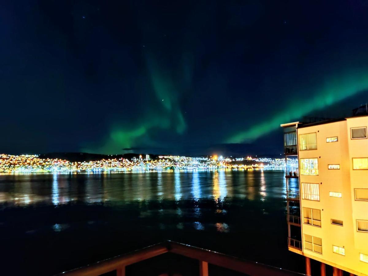 Top Floor Apartment With A Magic View Tromso Exterior photo